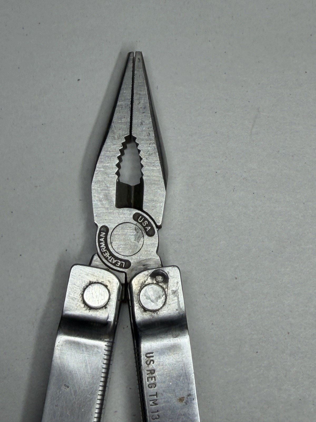 Leatherman Original Multi Tool w Leather Case Portland OR Reg TM 1325473 Vintage