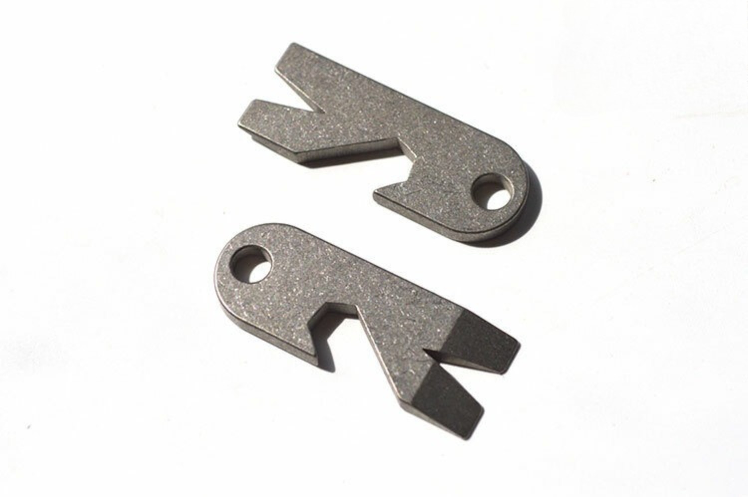 TC4 Titanium CNC Keychain Multi Tool Pry Bar Crowbar Bottle Opener Wrench EDC
