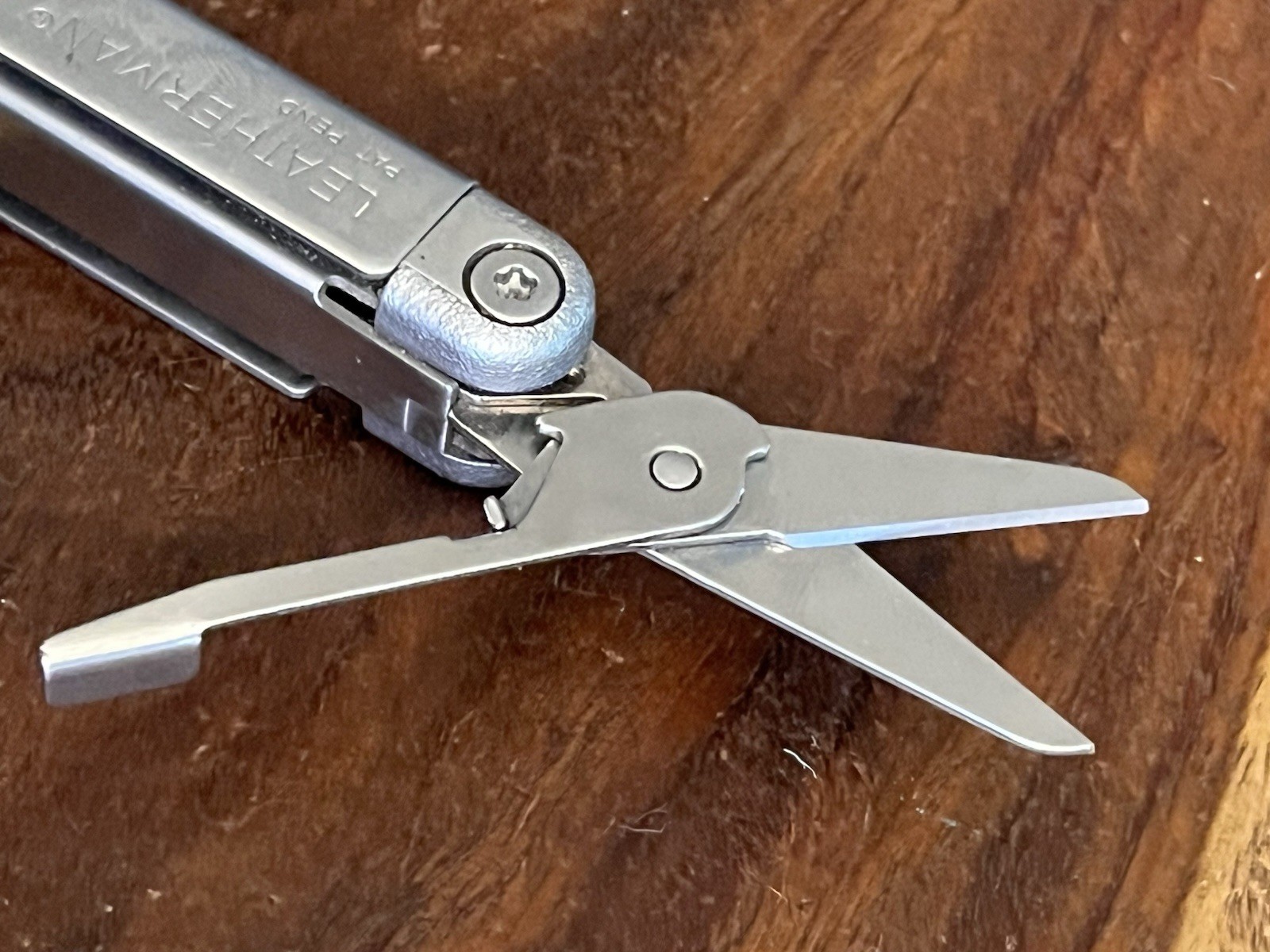 Retired 2000 Original Leatherman Wave w/New Sheath SUPER NICE!! TSA Confiscated