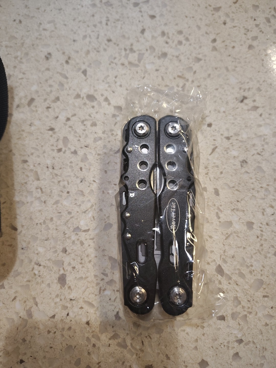 RoverTac Multitool Pliers 9-in-1 Multi Tool Pocket Knife Multitool Knife Tac…