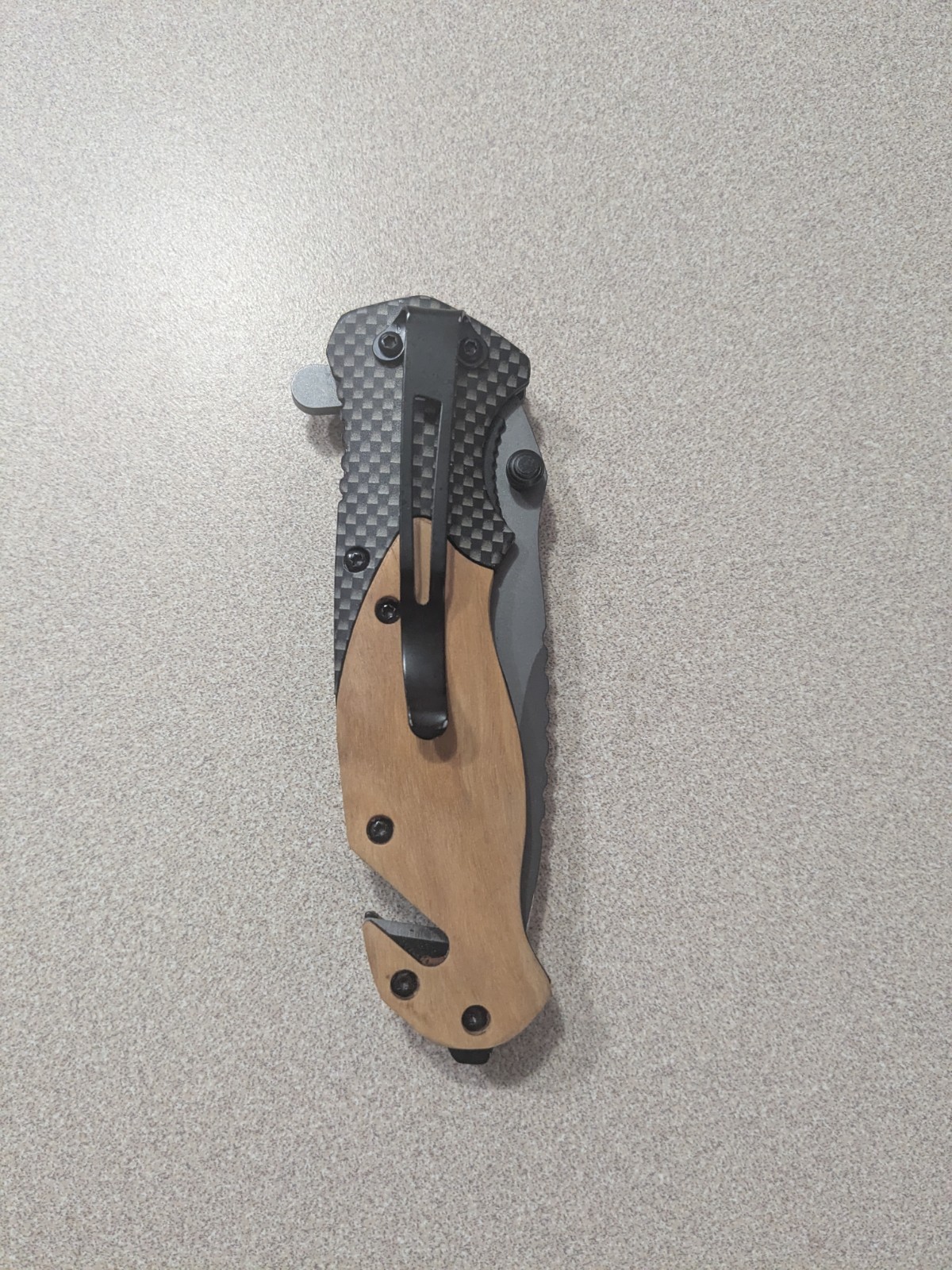 Doom Blade Pocket Knife,With Beautiful Wood Carved Handle 7 & 1/2″ W/ 3 & 1/2″B