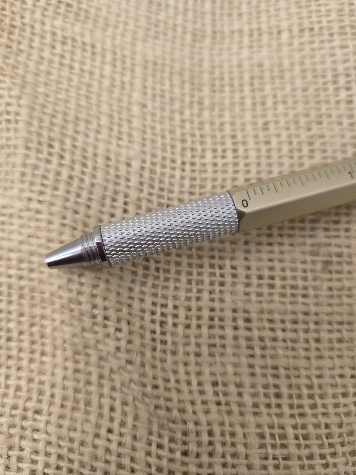 6-in-1 Multifunction Tool Pen
