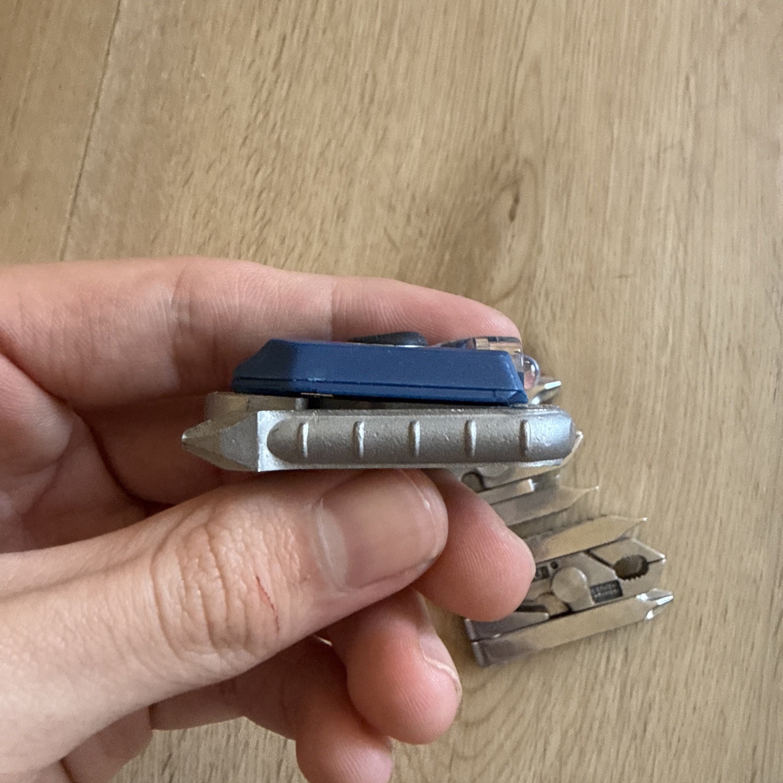 Swiss+Tech Keychain Multi-Tool Lot Micro-Max 19-in-1 & Micro-Tech 6-in-1 Pliers