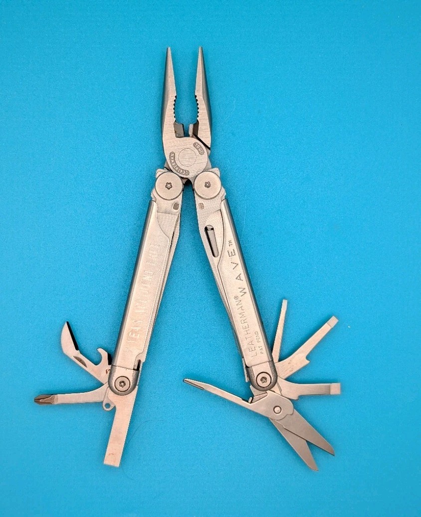 Vintage Leatherman Wave Original Multi Tool! , Dated 0402 (APR, 2002)