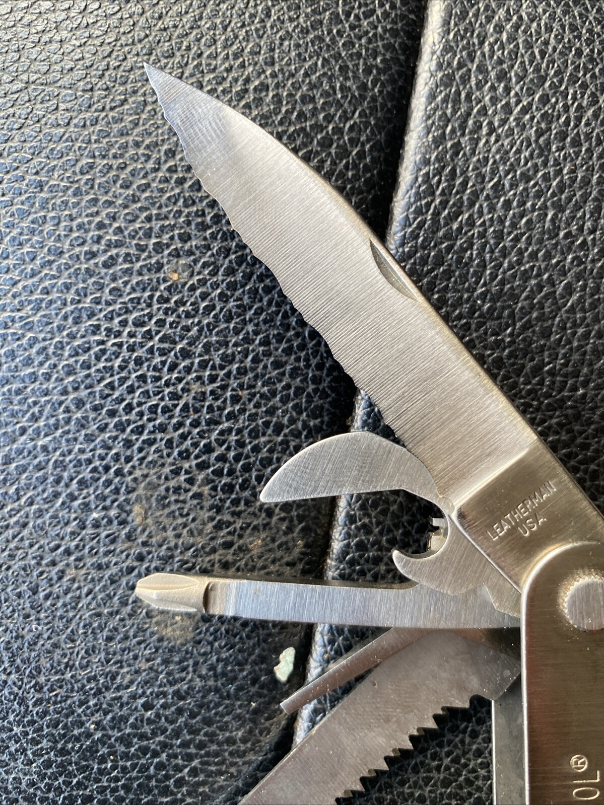 Multi-tool With Pocket Clip. Leatherman 832127 Rev Stainless Steel