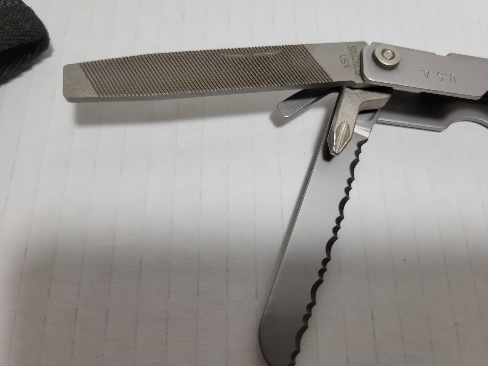Vintage Gerber Multi Plier Tool Patent 5142721/5142844 with Sheath USA