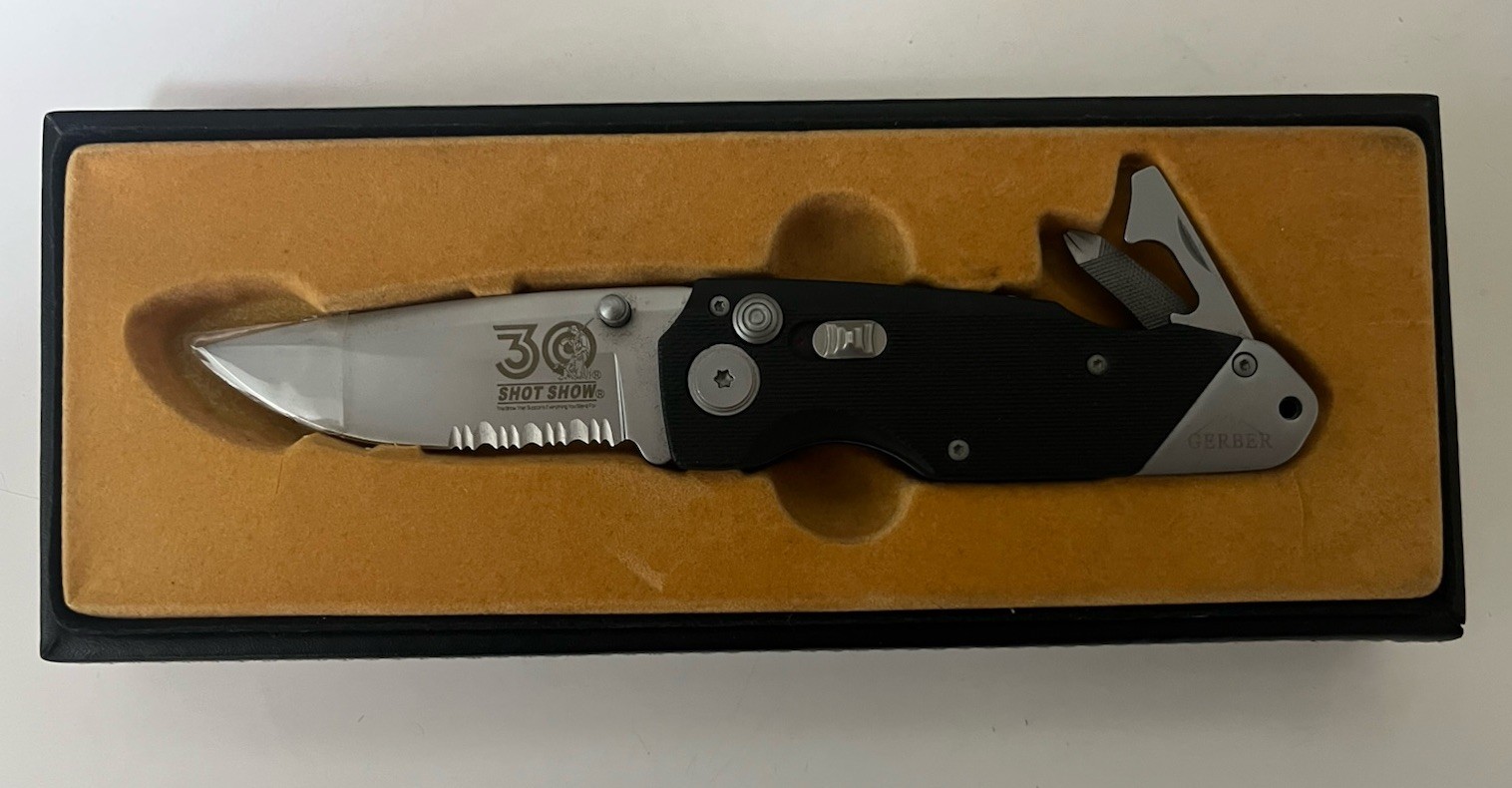 GERBER Tool Knife 30 SHOT SHOW Limited Model Can Opener File Fishing Exhibits