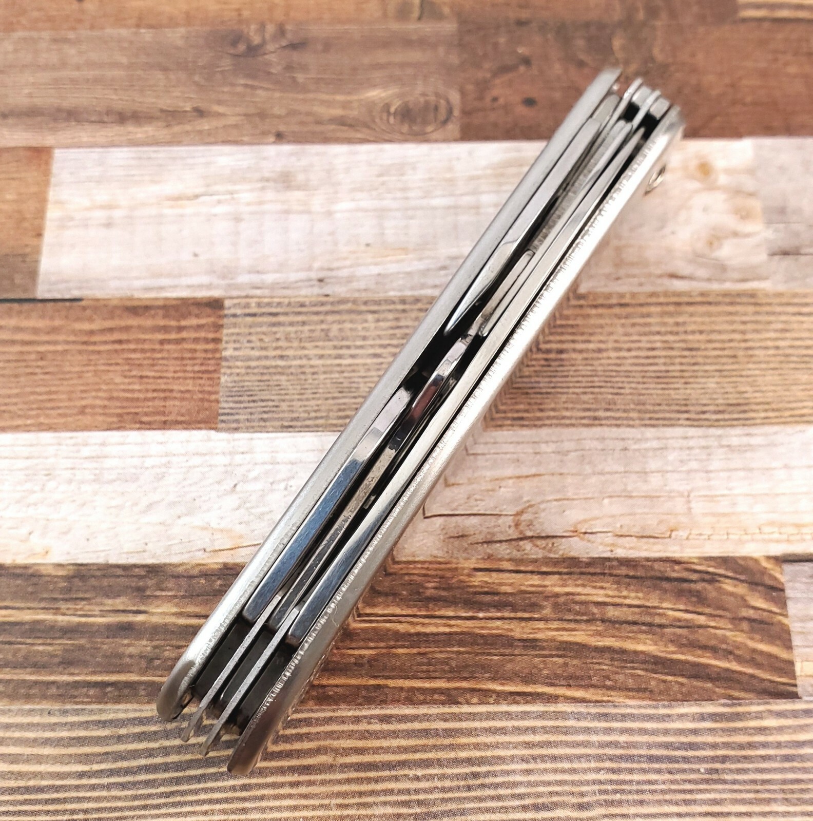 Multi-Tool Stainless Steel Pocket Knife with nylon Belt Holster