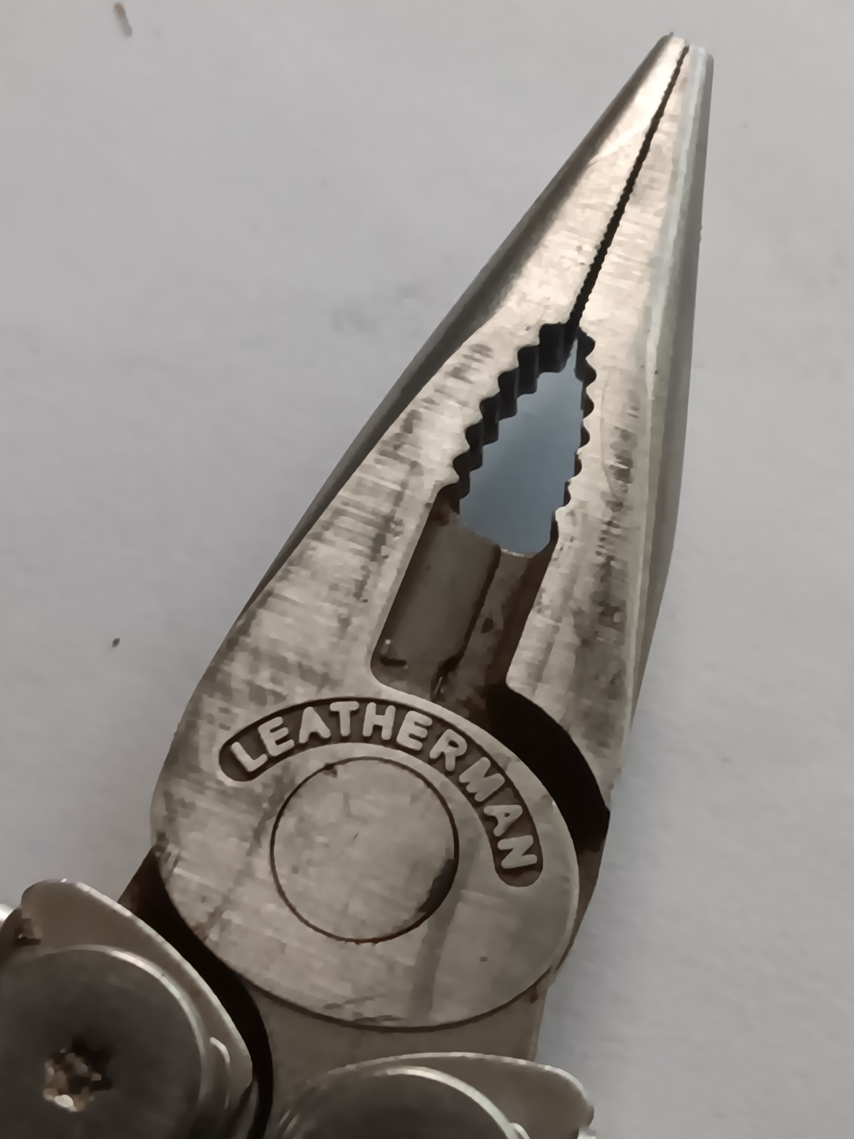 Leatherman Wave Multi-Tool Pre-owned Nice Shape W/ Sheath