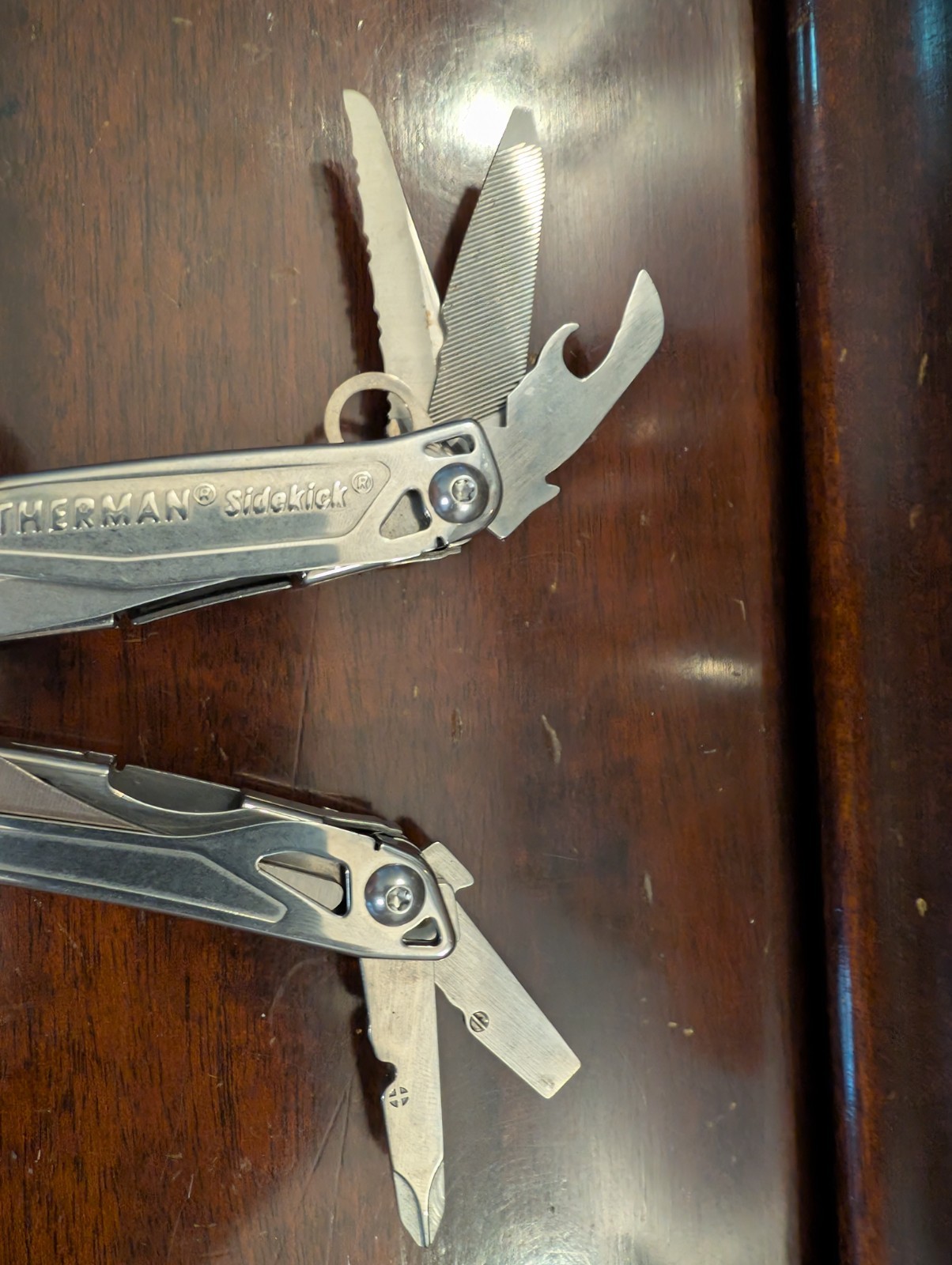 Leatherman Sidekick Multi-Tool, Knife, Pliers, Saw, EDC B