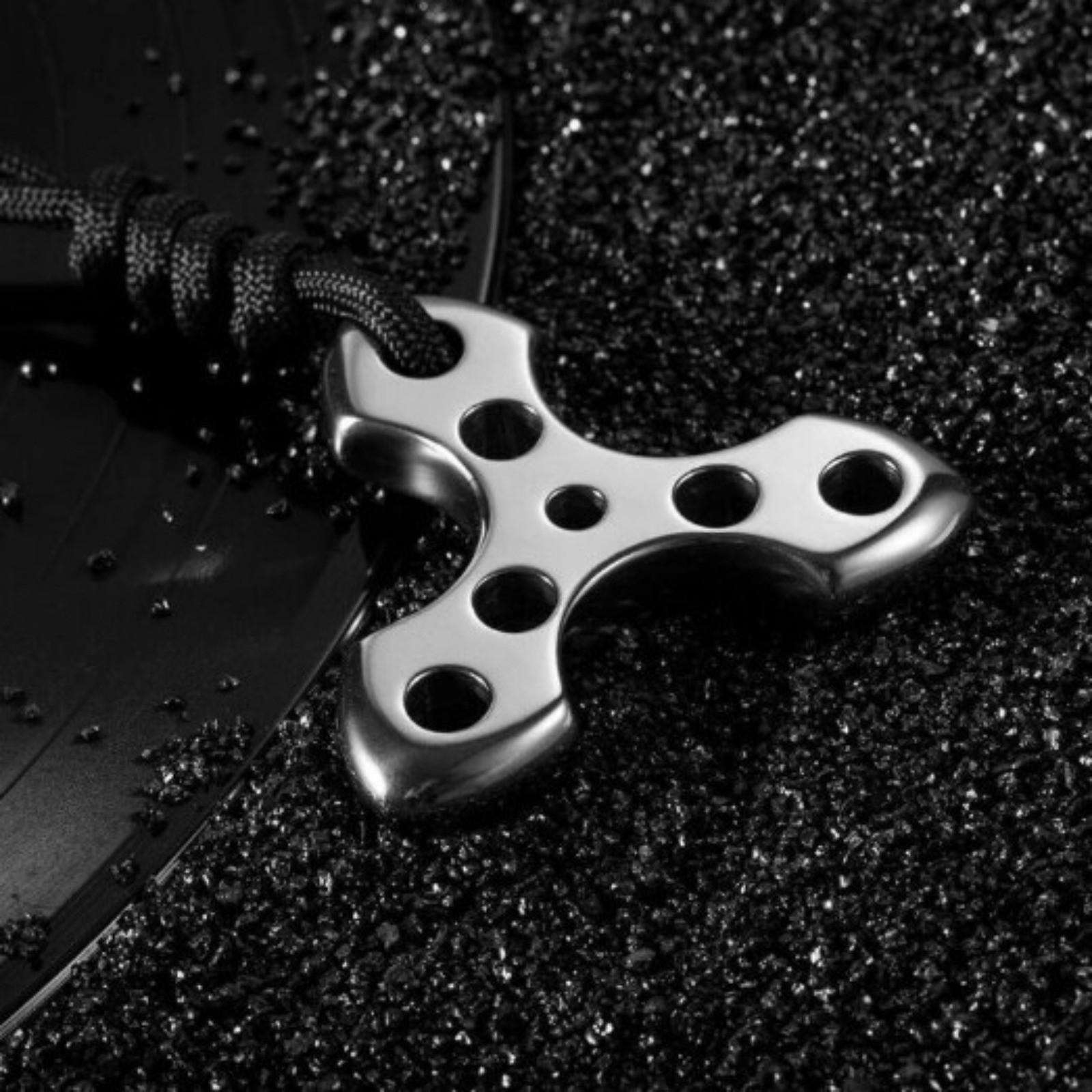 Outdoor Lightweight and High-Strength Titanium Alloy EDC Tools