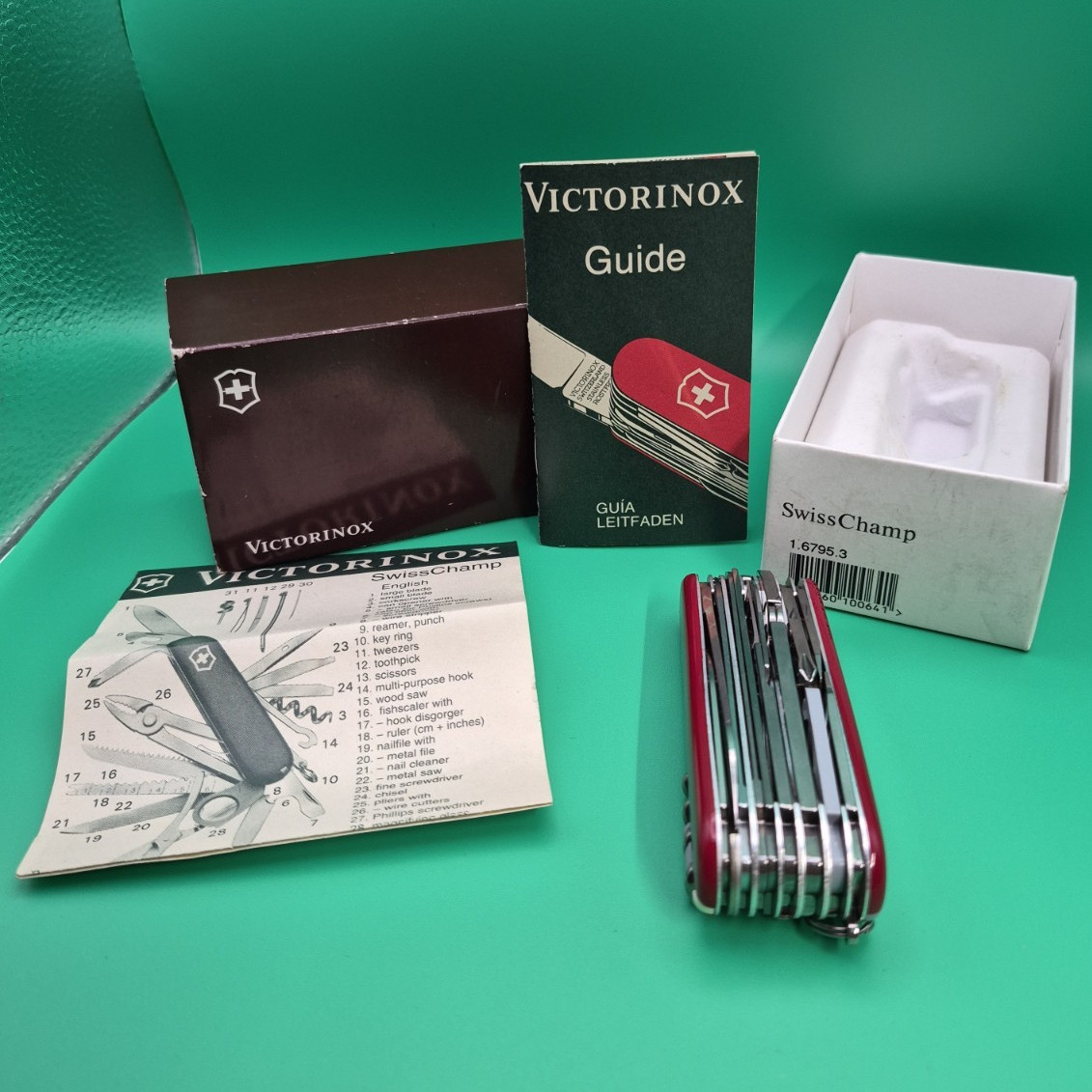 Victorinox SwissChamp Red Swiss Army Multi-Tool 91mm 15+ Tools 1.6795.3