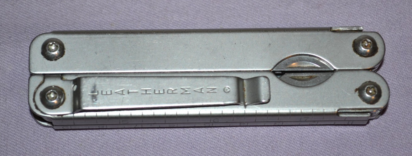 OEM Leatherman SideClip Multi-Tool, Plier, Knife W/Belt Clip–Discontinued-Great