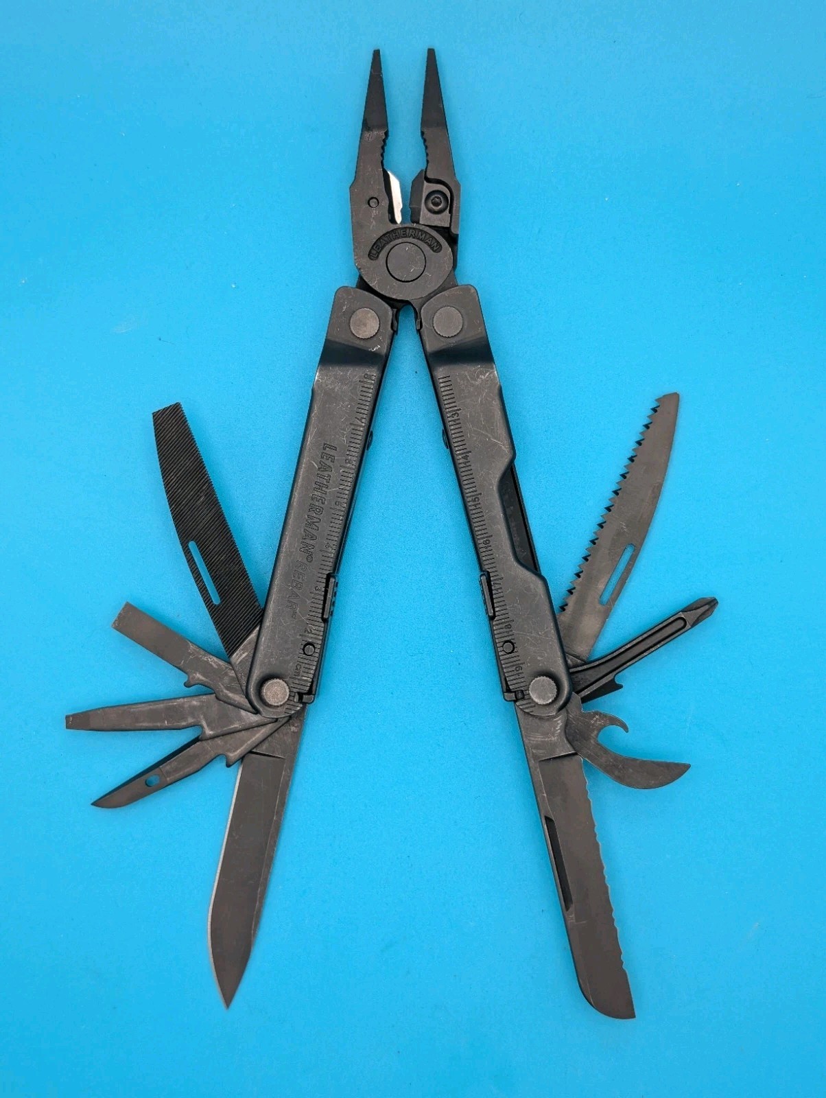 Leatherman Rebar Multi-Tool! Free Shipping! BLACK OXIDE! WITH SHEATH!