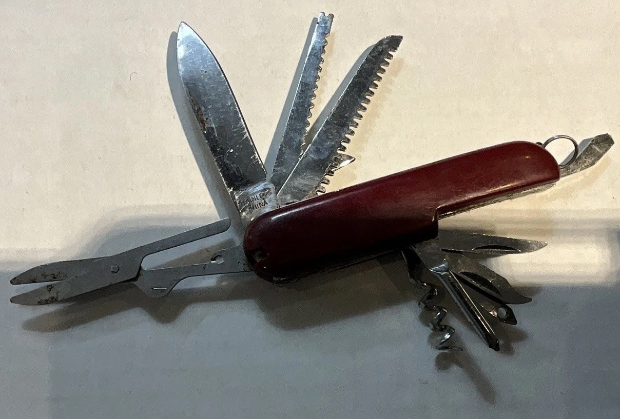 Red 11-in-1 Pocket Multi-Tool Knife Stainless Steel 2.25″ Blade Saw Corkscrew