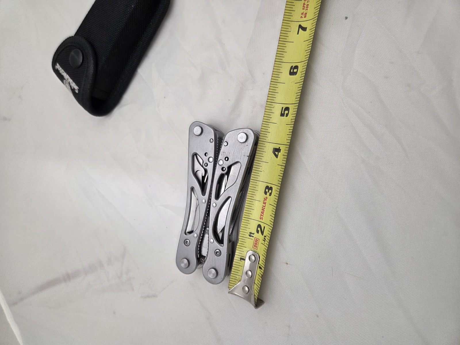 Stainless Seel Leatherman type Multi Tool with Carry Case