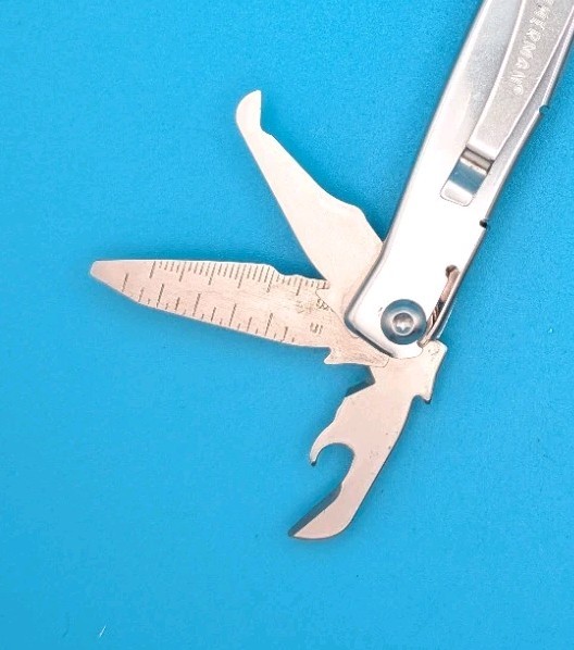 Leatherman Rev 3.8″ Multi-Tool, Stainless!