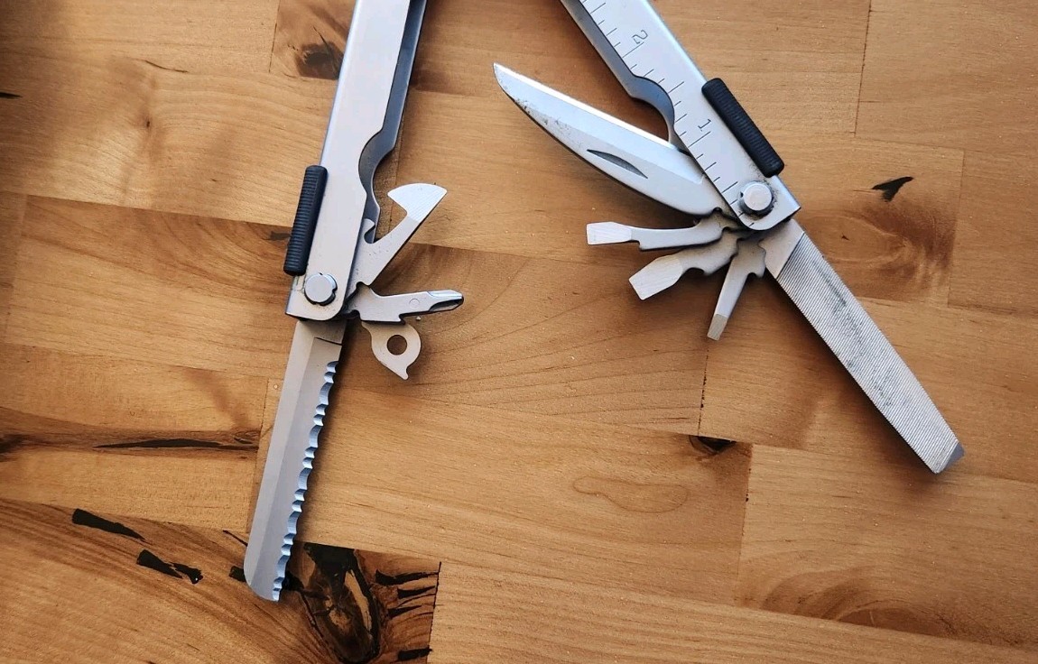 Gerber MP600 Multi-Tool Multi-Plier Needle Nose Silver w/ Sheath – Great U30