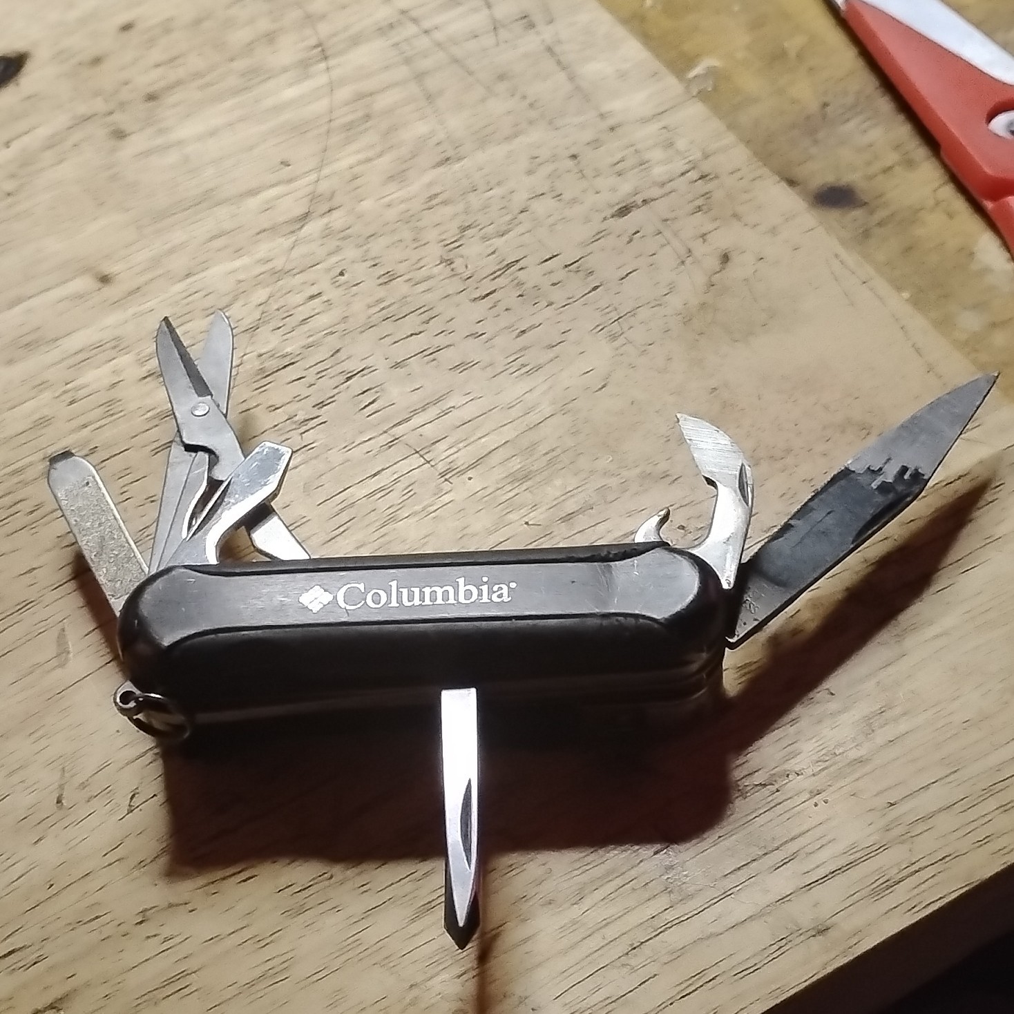 Columbia 6-in-1 Multi-Tool Part Serrated Stainless Blade Black/Silver