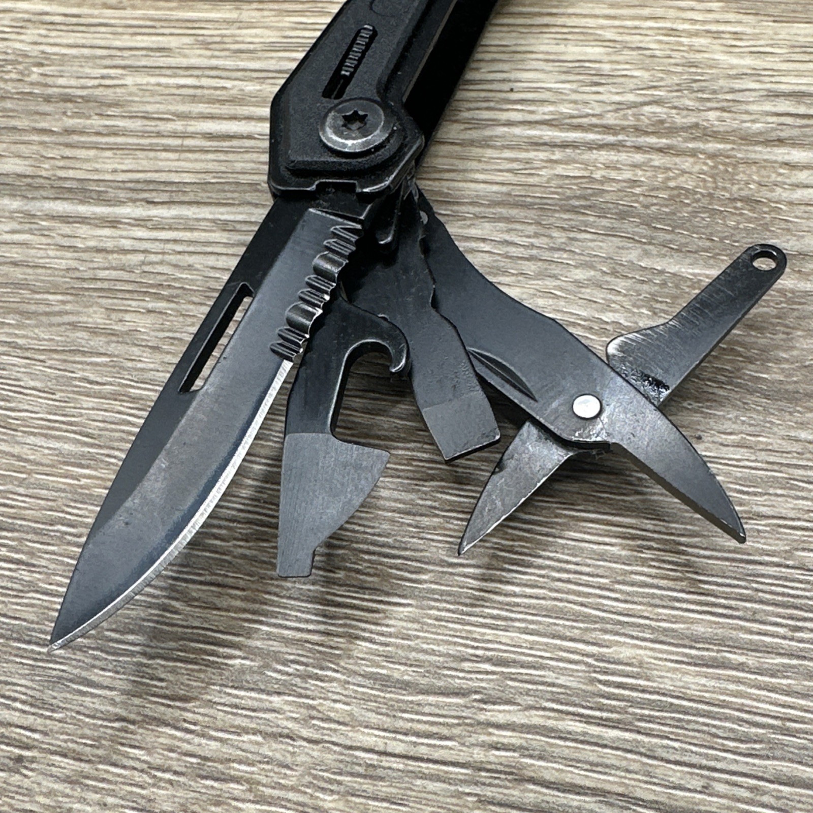 Blackhawk! Everyday Carry EDC Multi-Tool