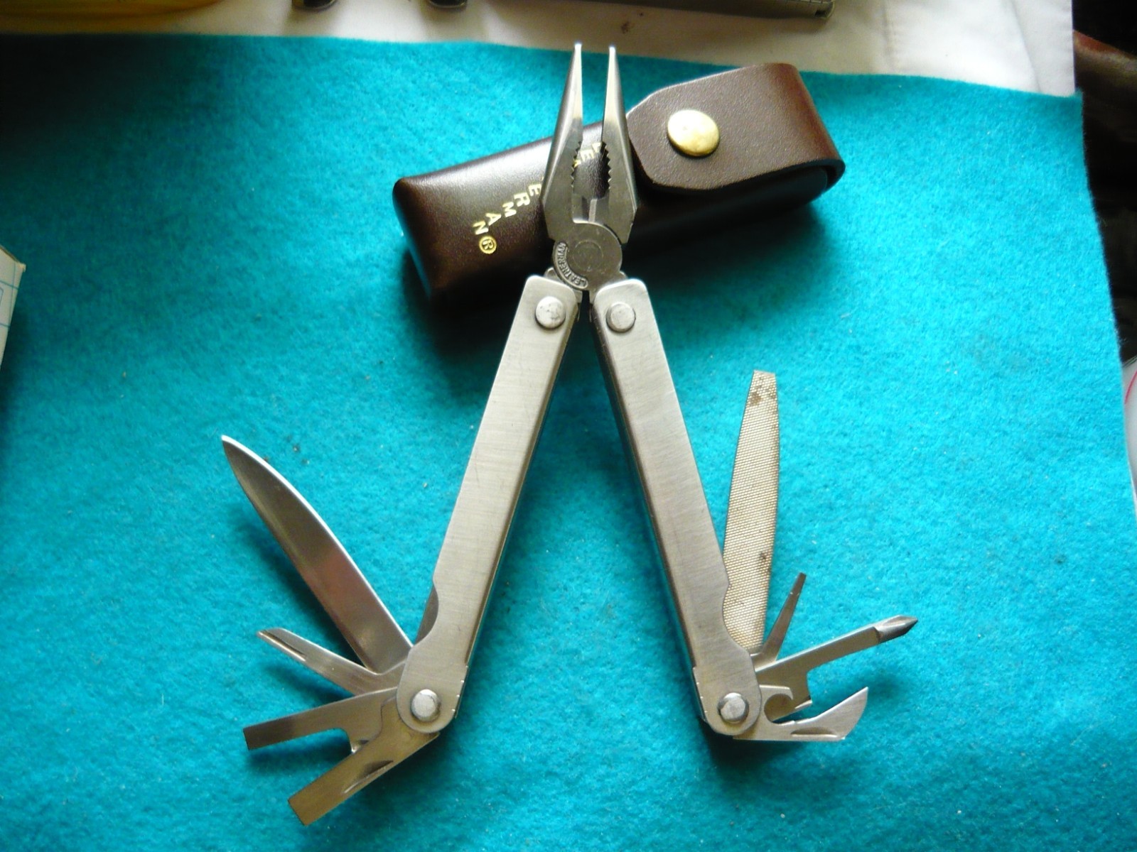 ***Leatherman BIG LETTER PST Multi-Tool -Japan NIB***Dk Brown sheath