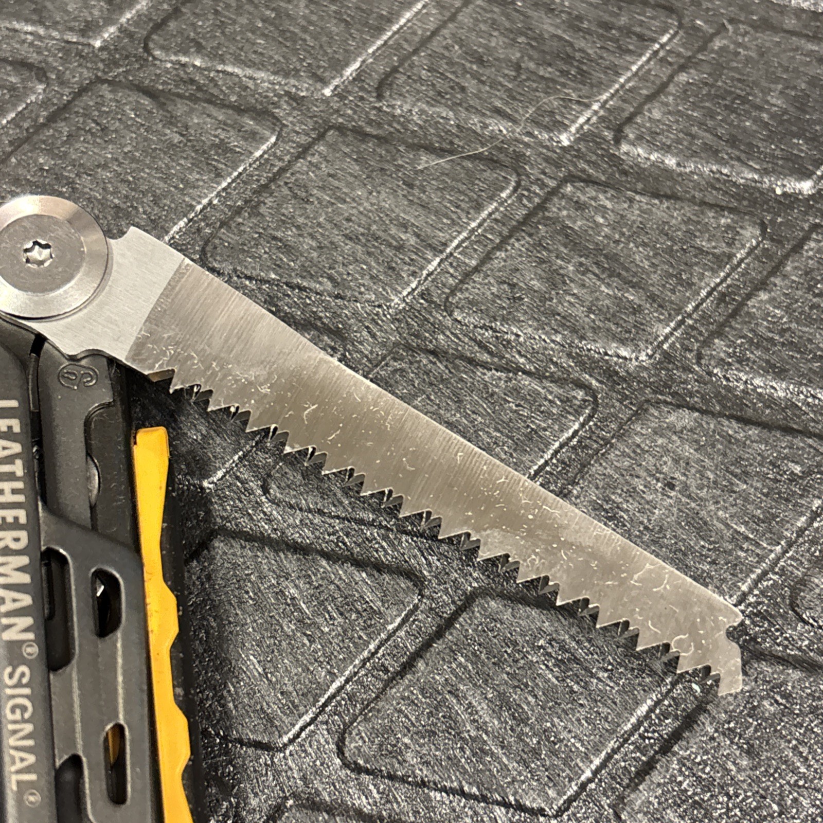 LEATHERMAN Signal Multi-Tool! Excellent!