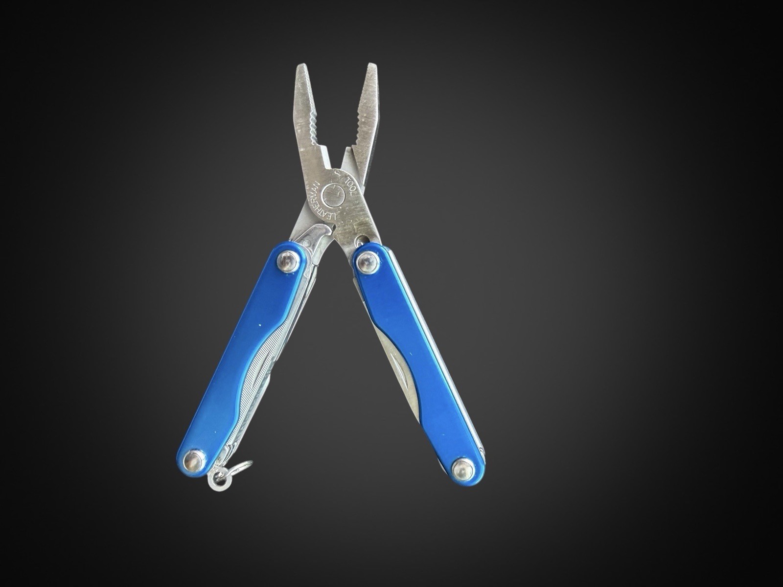 Vintage Discontinued Leatherman Squirt P4 Electric Blue Multi Tool