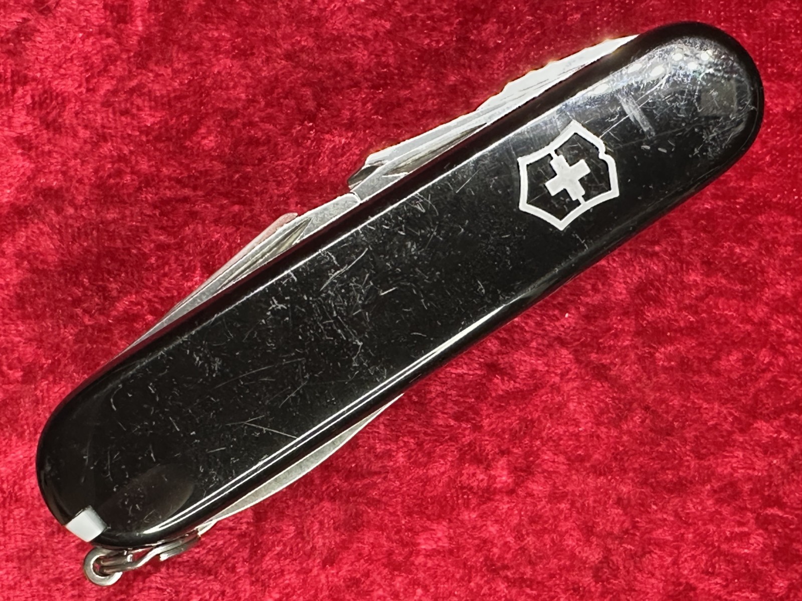 Victorinox SwissChamp Black Swiss Army Knife 91mm 22 Tool 8 Layer (685)