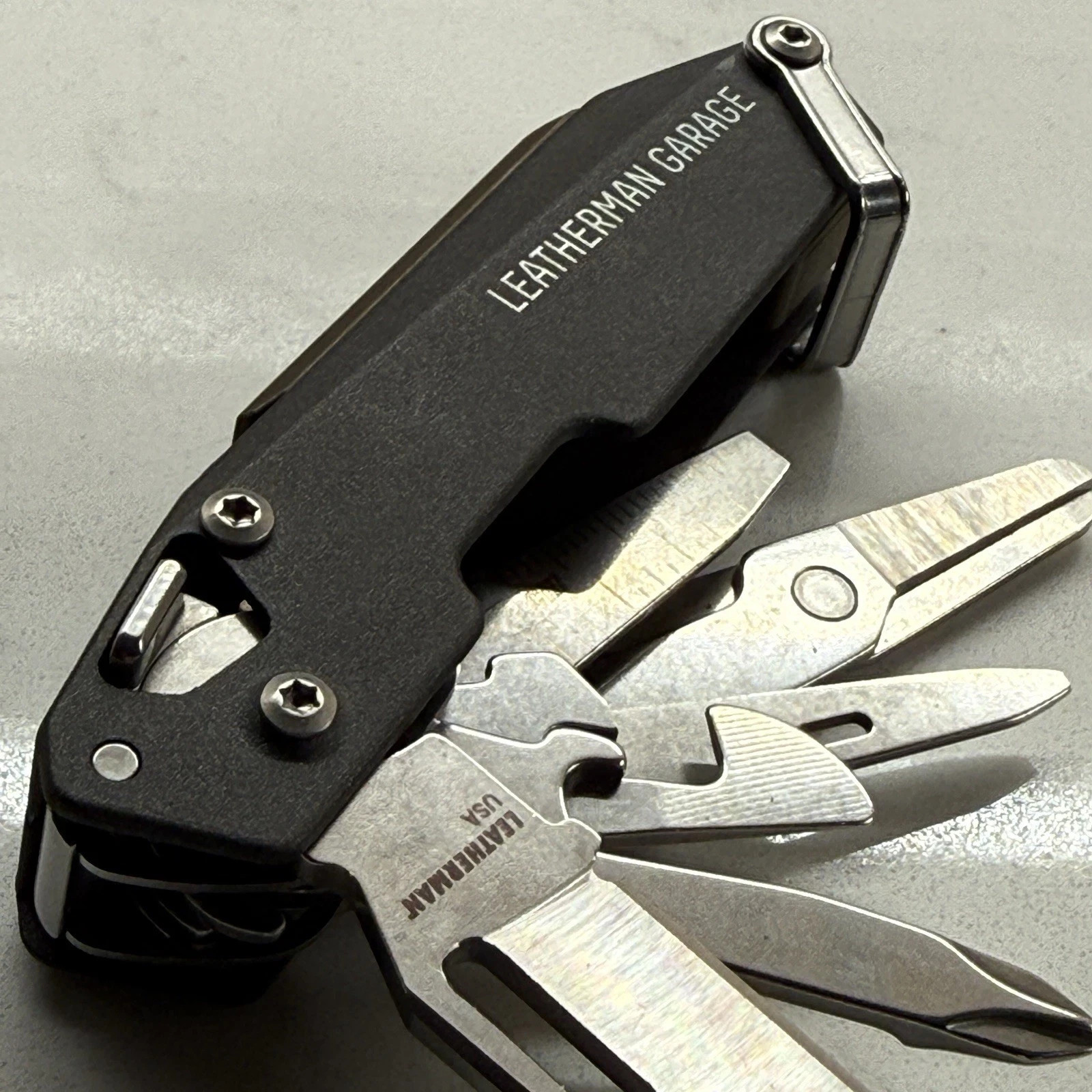 Brand New Leatherman Garage Batch #004: EUROPE75 Limited Edition Multitool