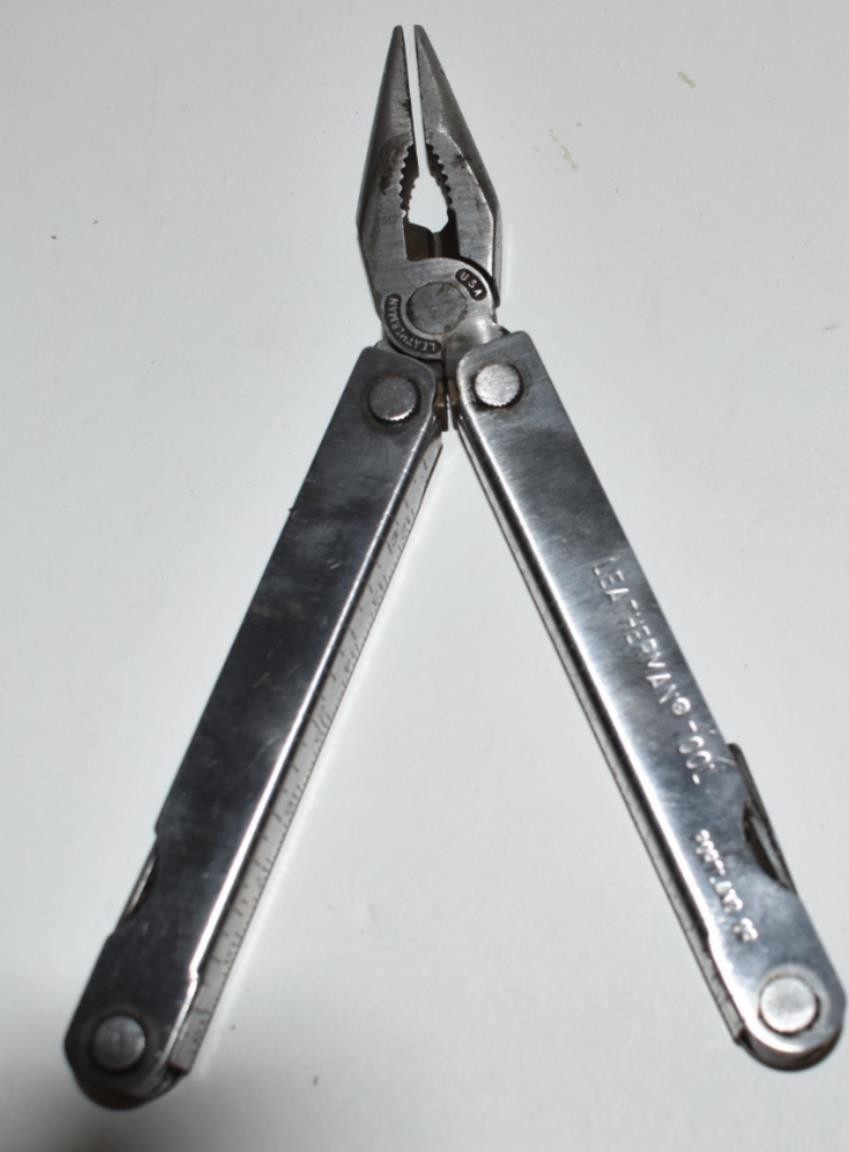 Leatherman Multi Tool with Case Vintage Used Rare (KDH41)