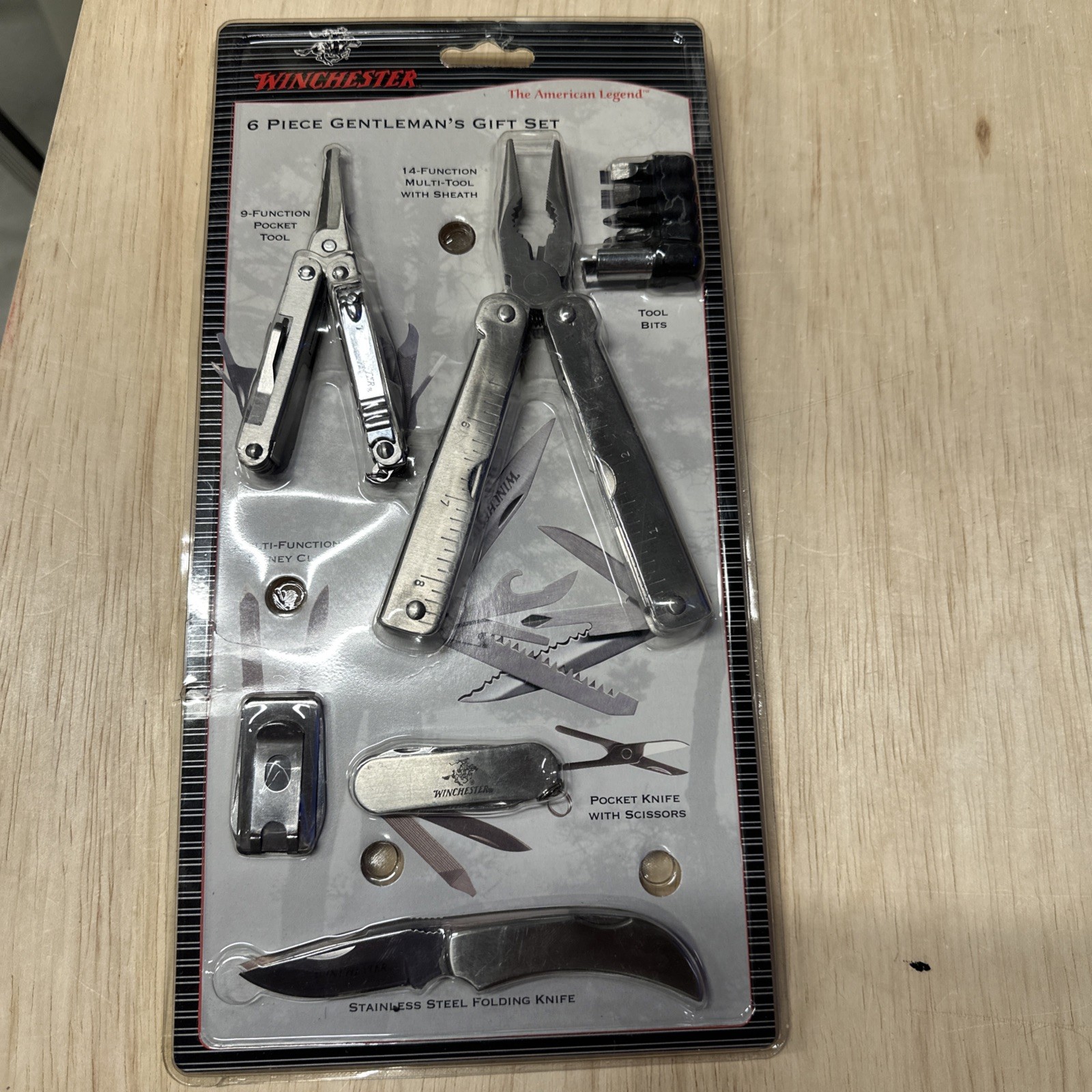 Winchester 6-Piece Gentleman’s Gift Set – Multi-Tool, Knives, Money Clip – New