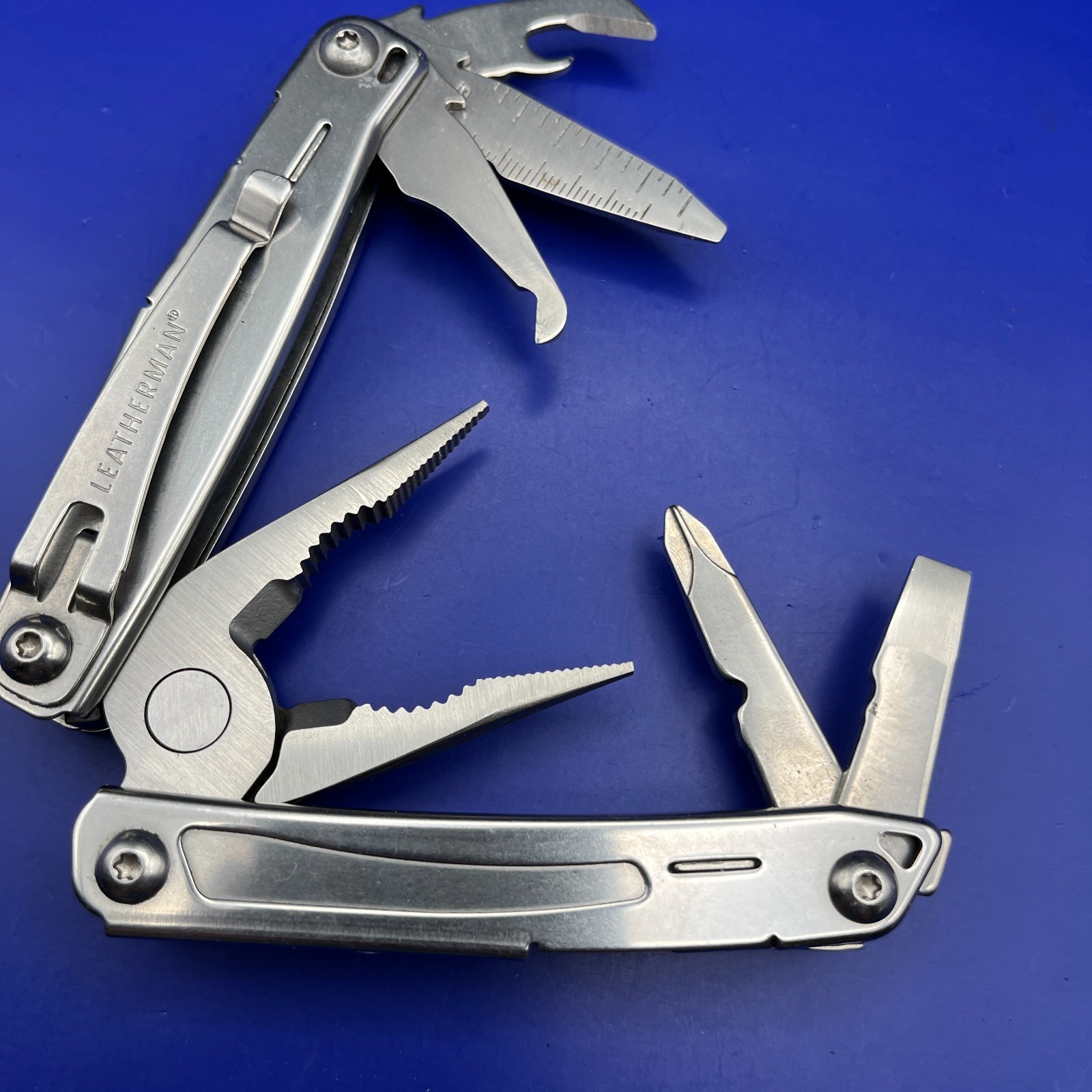 Leatherman Stainless Steel Wingman Multi Tool Scissors Knife Plier