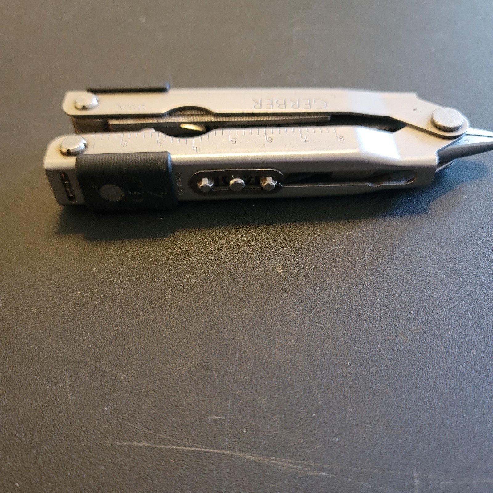 Gerber Multitool And Fixed Blade Lot