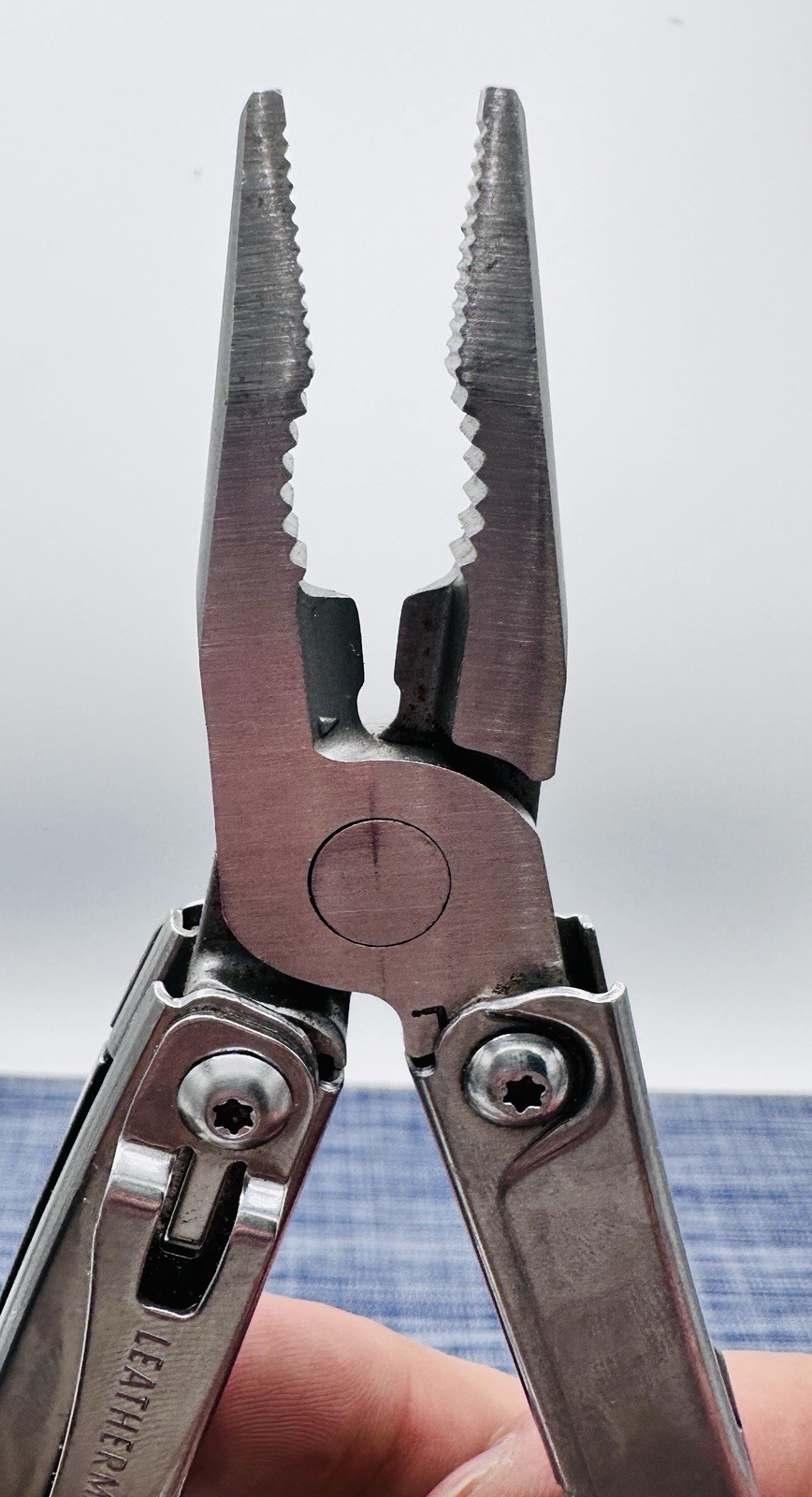 Leatherman Rev Multi Tool Knife Pliers Screwdrivers Blade – Good Condition