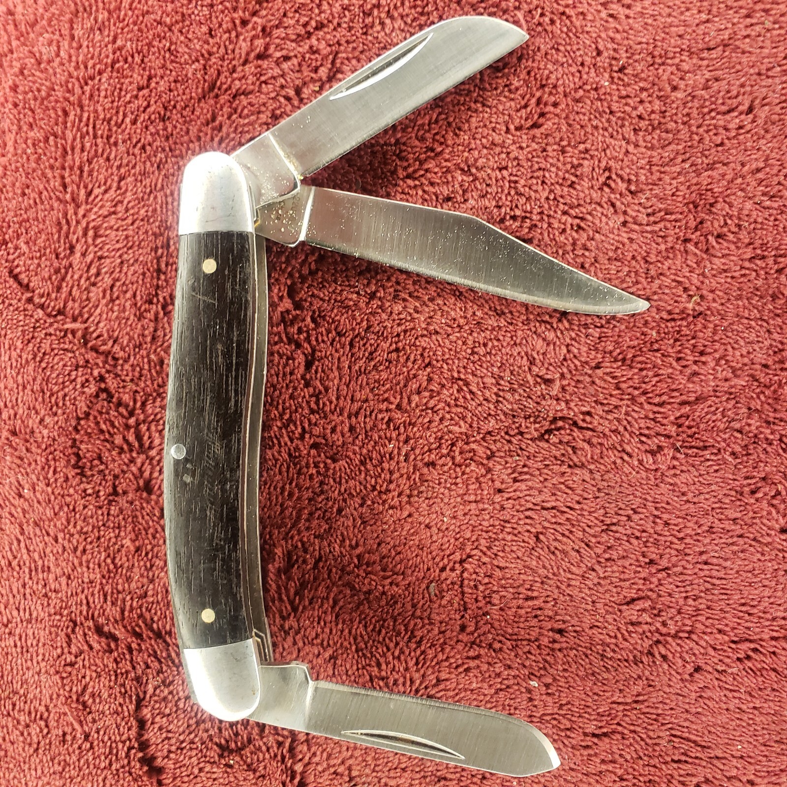 REDHEAD Folding Knife 3 Blade Wood Handle 3-1/4”Closed 22048W
