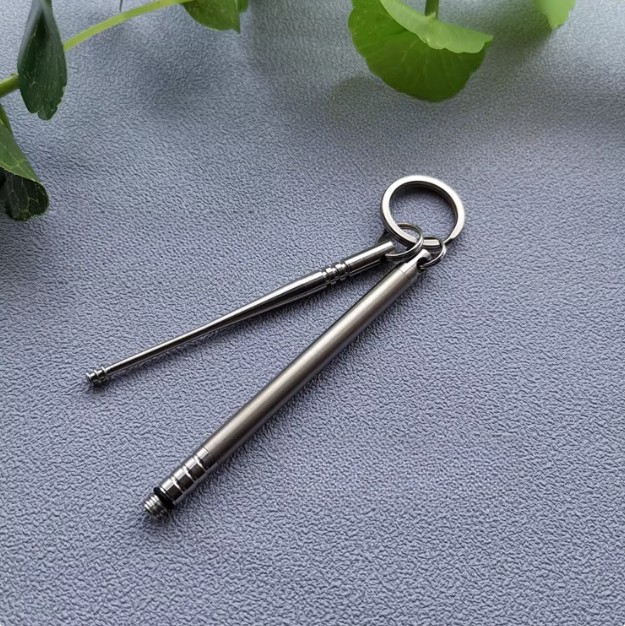 EDC Titanium Alloy Ear Pick + Titanium Alloy Toothpick Portable Multi Tool Gift