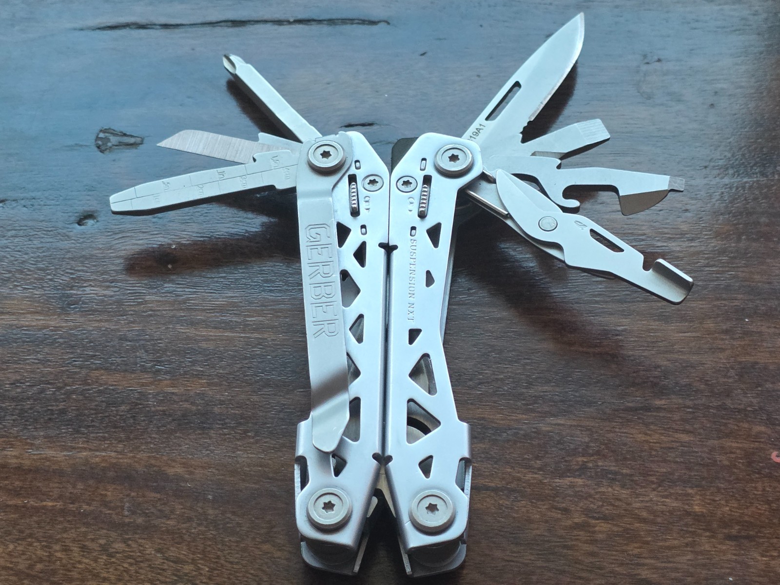 🛠️ Gerber Suspension-NXT 15-Tool Multi-Tool EDC Knife Pliers w/ Pocket Clip