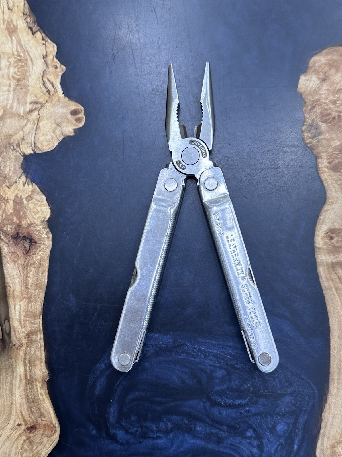 Leatherman Super Tool Multi-Tool Pliers With Leather Sheath