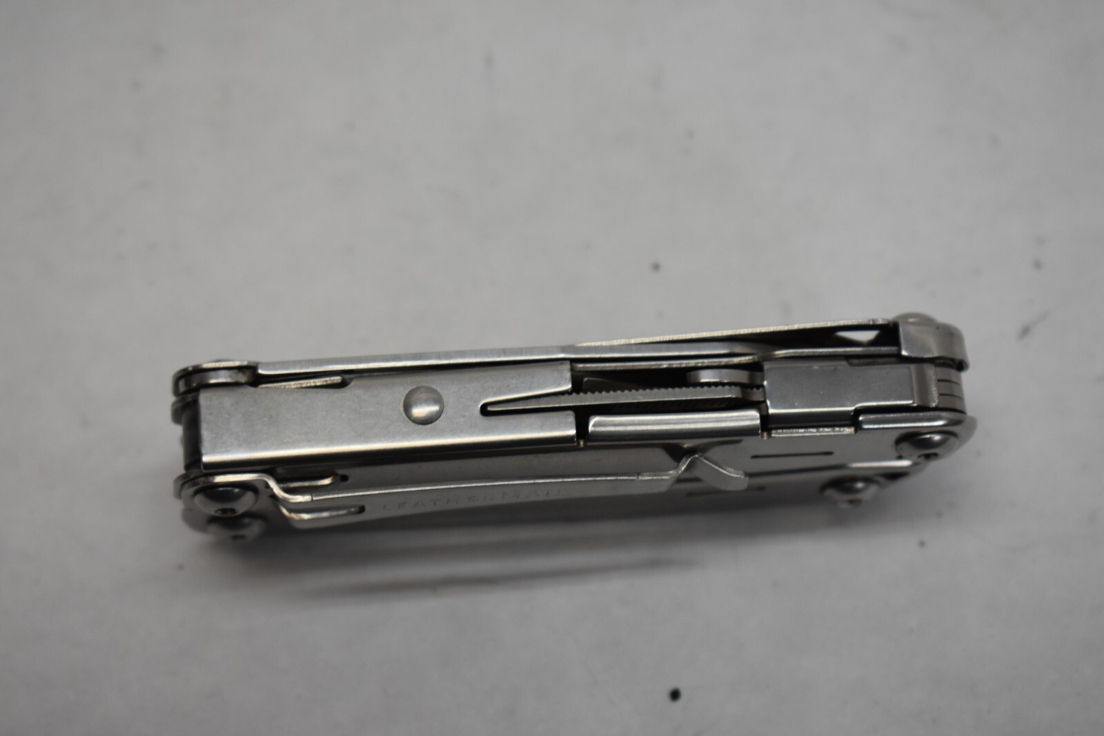 Leatherman Wingman Multi Tool Combo Knife Pliers File Scissors Drivers Openers