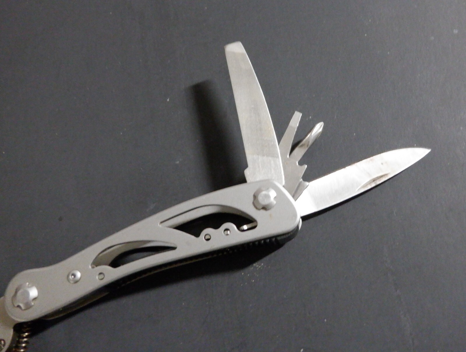 Winchester Stainless Steel Blade Multi-tool