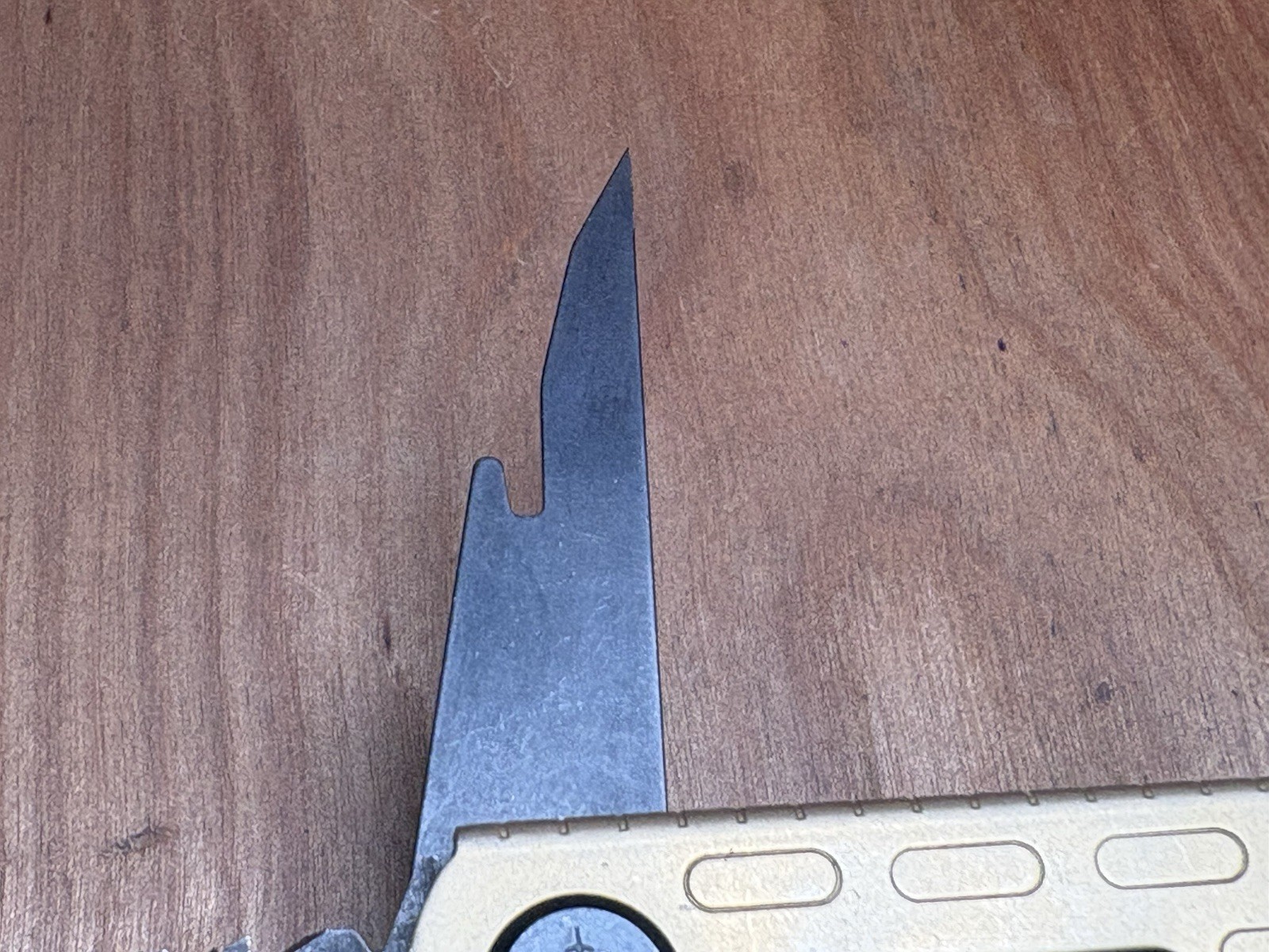 Gerber STAKE OUT Camp Tool 2.5″ Bronze Plain Blade Carabiner 11 Tools EXCELLENT!