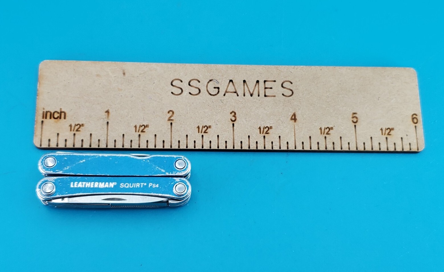 Leatherman SQUIRT PS4 Multi-Tool With Pliers Scissors Knife BLUE!