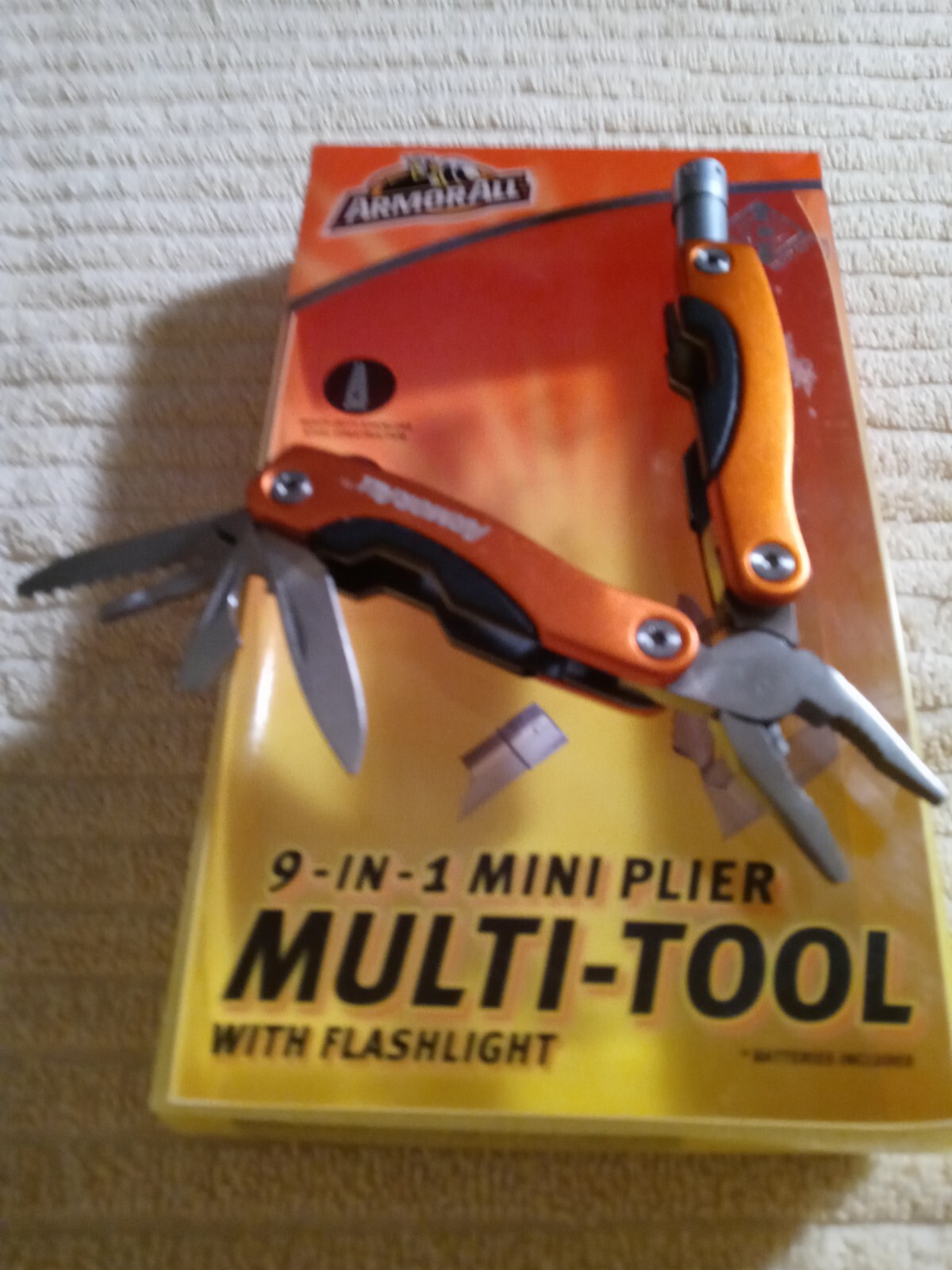 Armor All 9-in-1 mini plier multi-tool w/flashlight, New