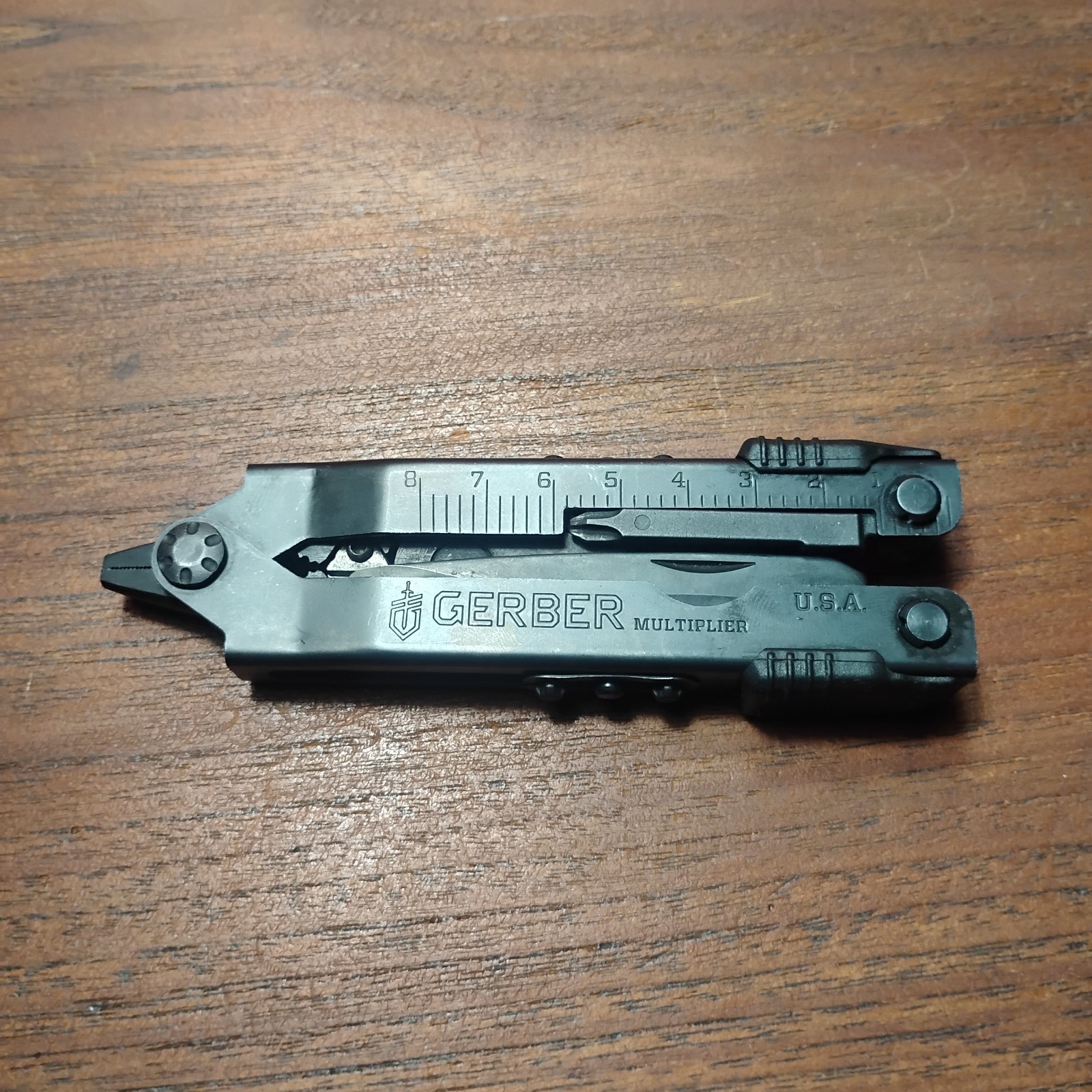 Gerber Multiplier MP600ST (Sight Tool) Black Oxide Multi-Tool Needle Nose Pliers