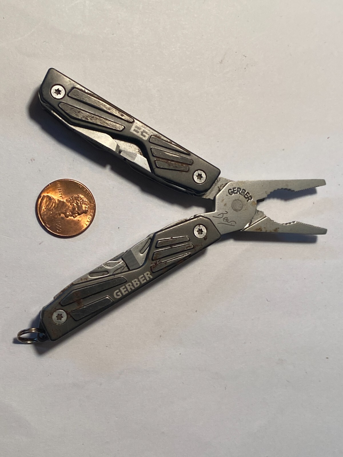 Gerber Bear Grylls (BG) Small Multi-tool – Gray