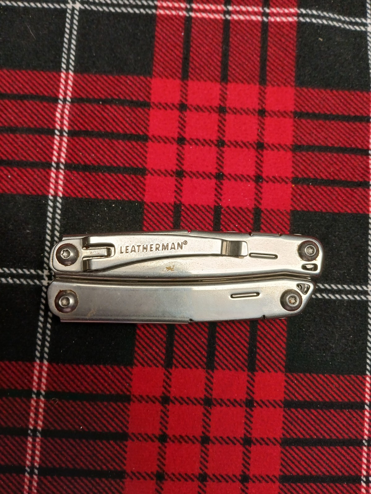 Leatherman Silver Wingman Multi-Tool