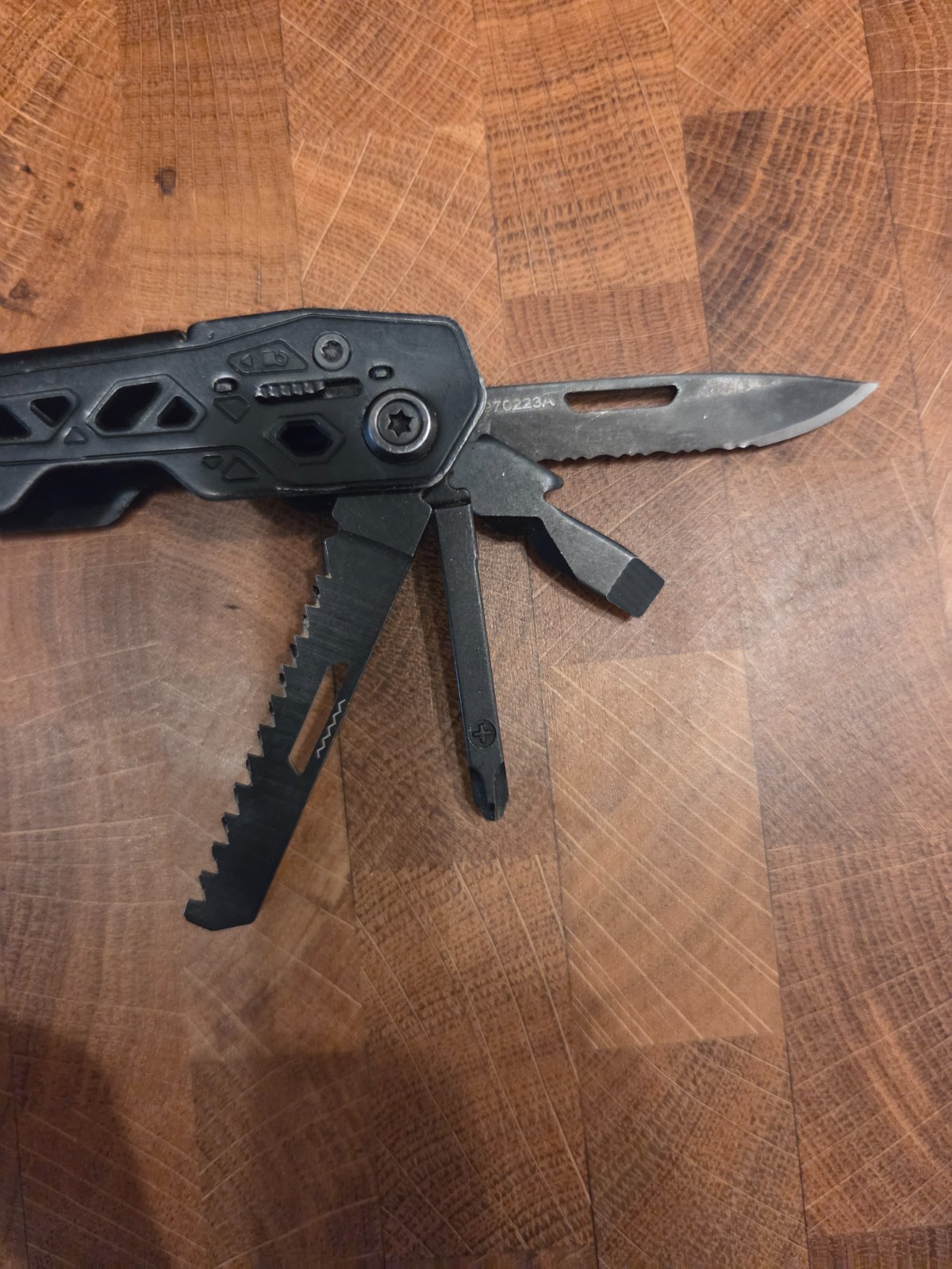 Gerber Truss 17-in-1 Tactical Multi Tool EDC Needle Nose Pliers
