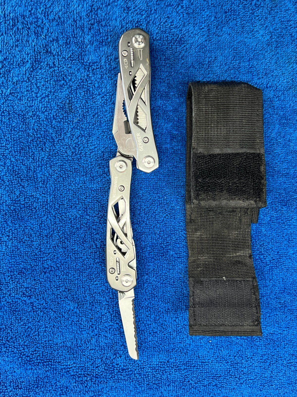 GERBER “Truss” Multi-Tool with Sheath | 17 Tools | SILVER | Gently Used $45.00