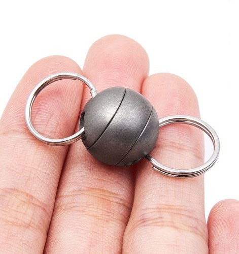 EDC 360 Degree Rotation Titanium Alloy Gimbal Keychain w Key Ring Car Keychain
