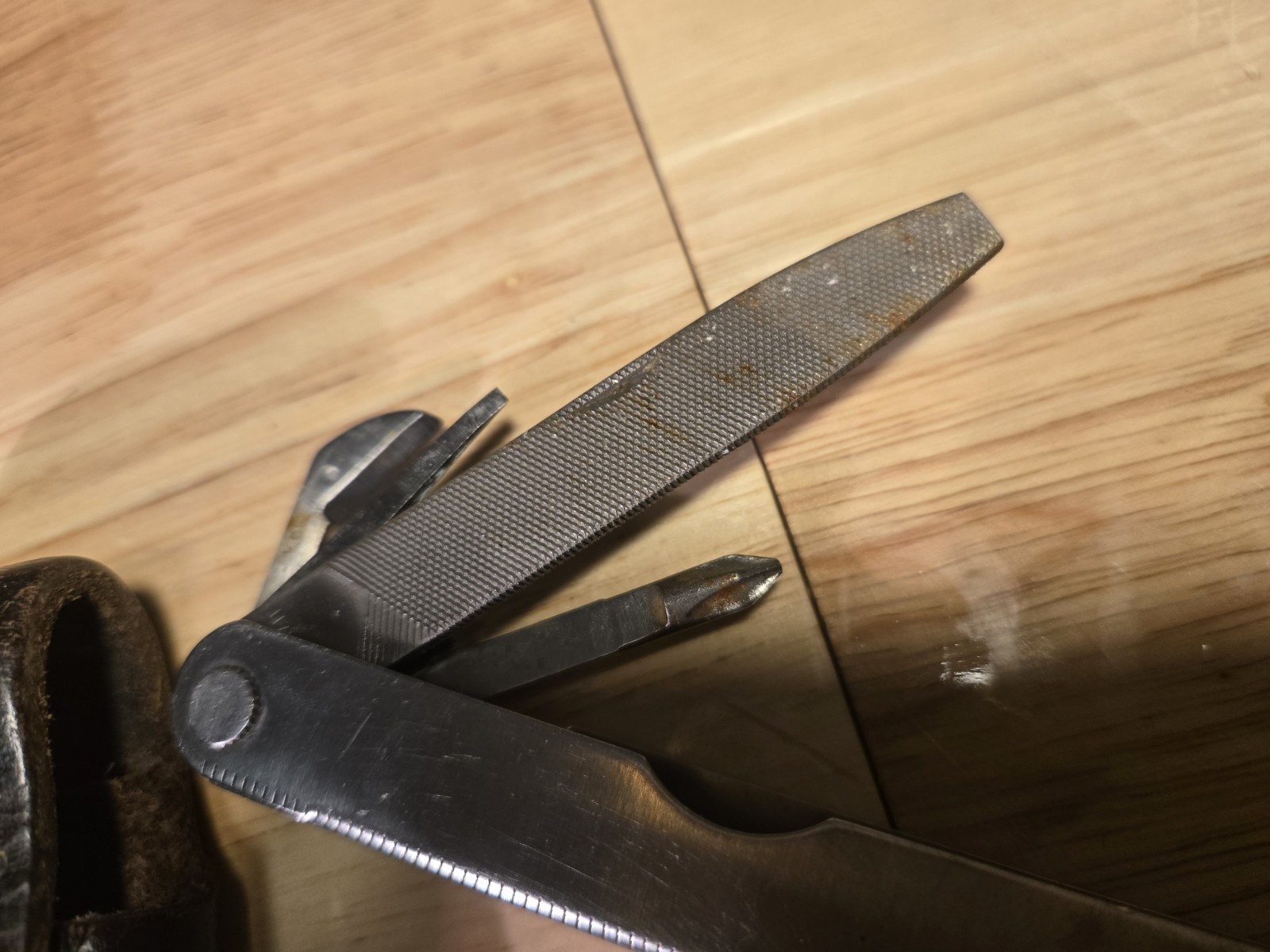 Vintage Original Leatherman Multi-Tool Portland OR TM 1325473 w/ Leather Sheath